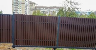 Купить распашные ворота из штакетника Североморск, цена от 2759 руб.